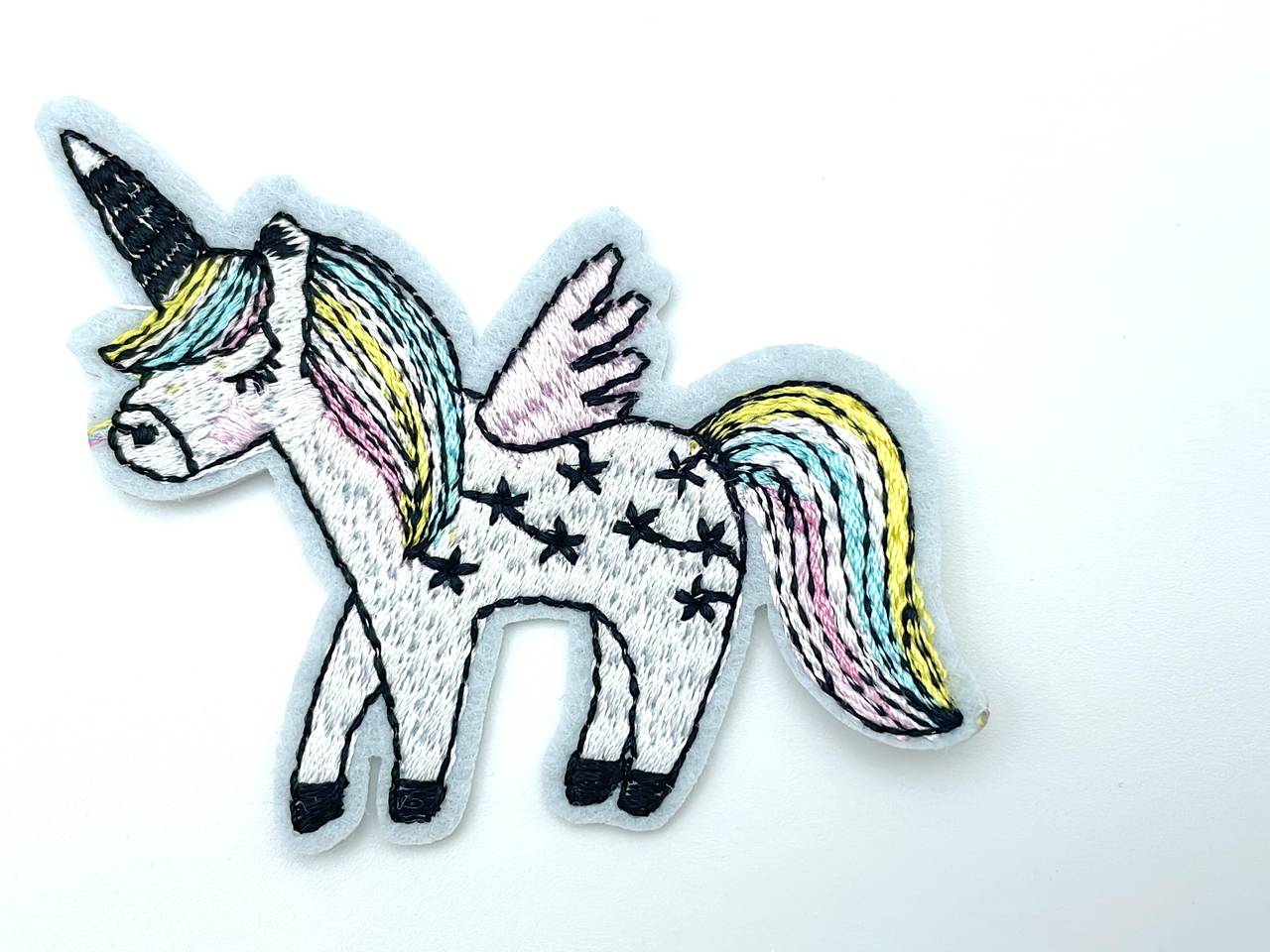 Patch zum Aufbügeln "Einhorn mit Flügeln"