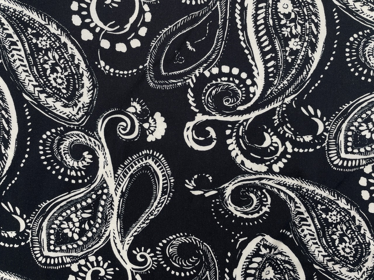 Viskose Twill "Paisley" Schwarz