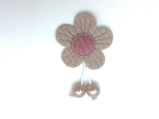 Aufnäher "Blume mit Perlen" Beige