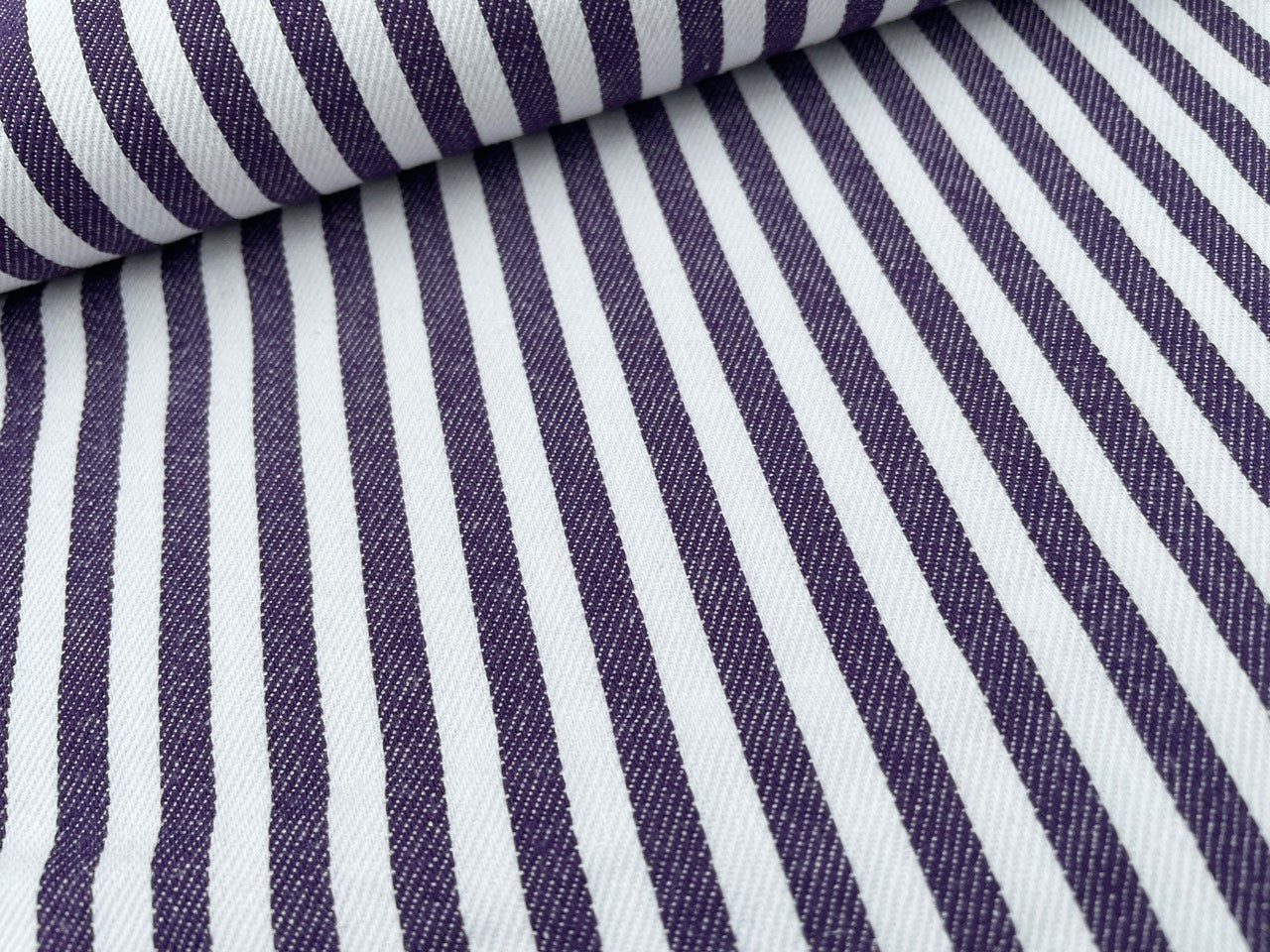 Baumwoll Jeans-Stoff Lila Weiß gestreift