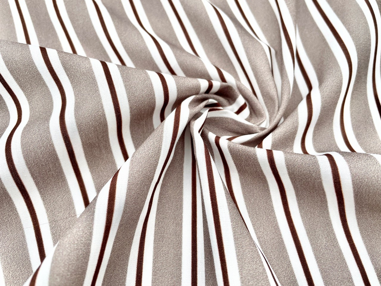 Baumwoll Popeline "Streifen" Taupe