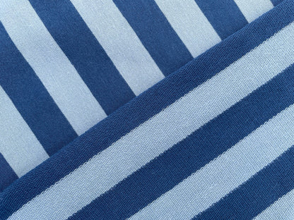 French Terry "Blaue Streifen" garngefärbt