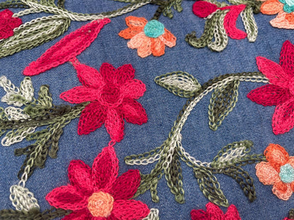 Besticktes Jeans Stoff Panel "bunte Blumen" 95cm x 160cm