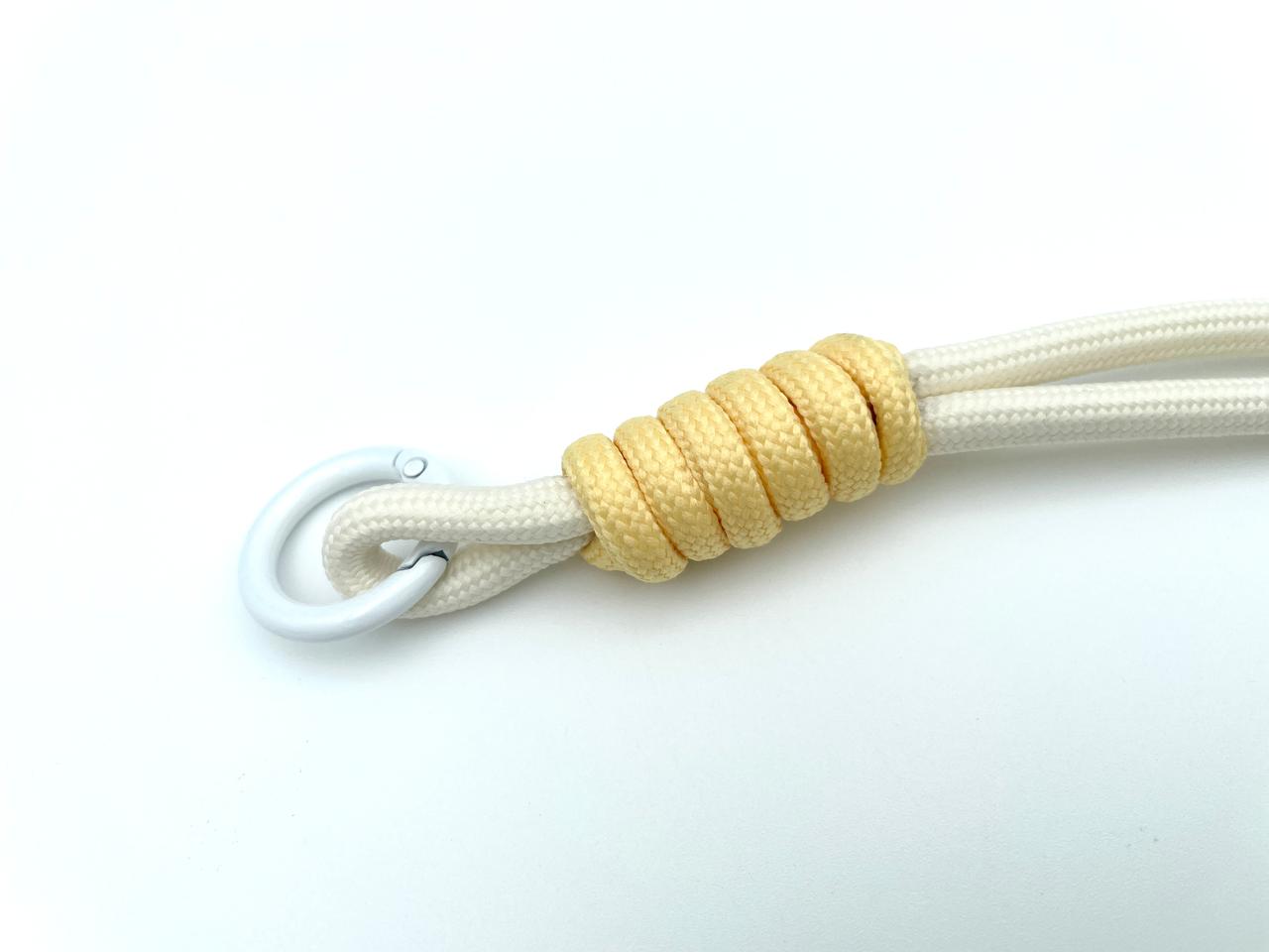 Kordel mit Karabinern 33cm Creme-Weiß Gelb