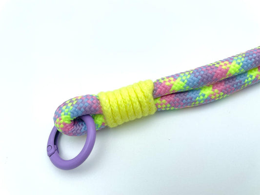 Kordel mit Karabinern 26,5cm Lila Neongelb