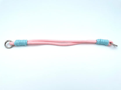 Kordel mit Karabinern 33cm Rosa Hellblau