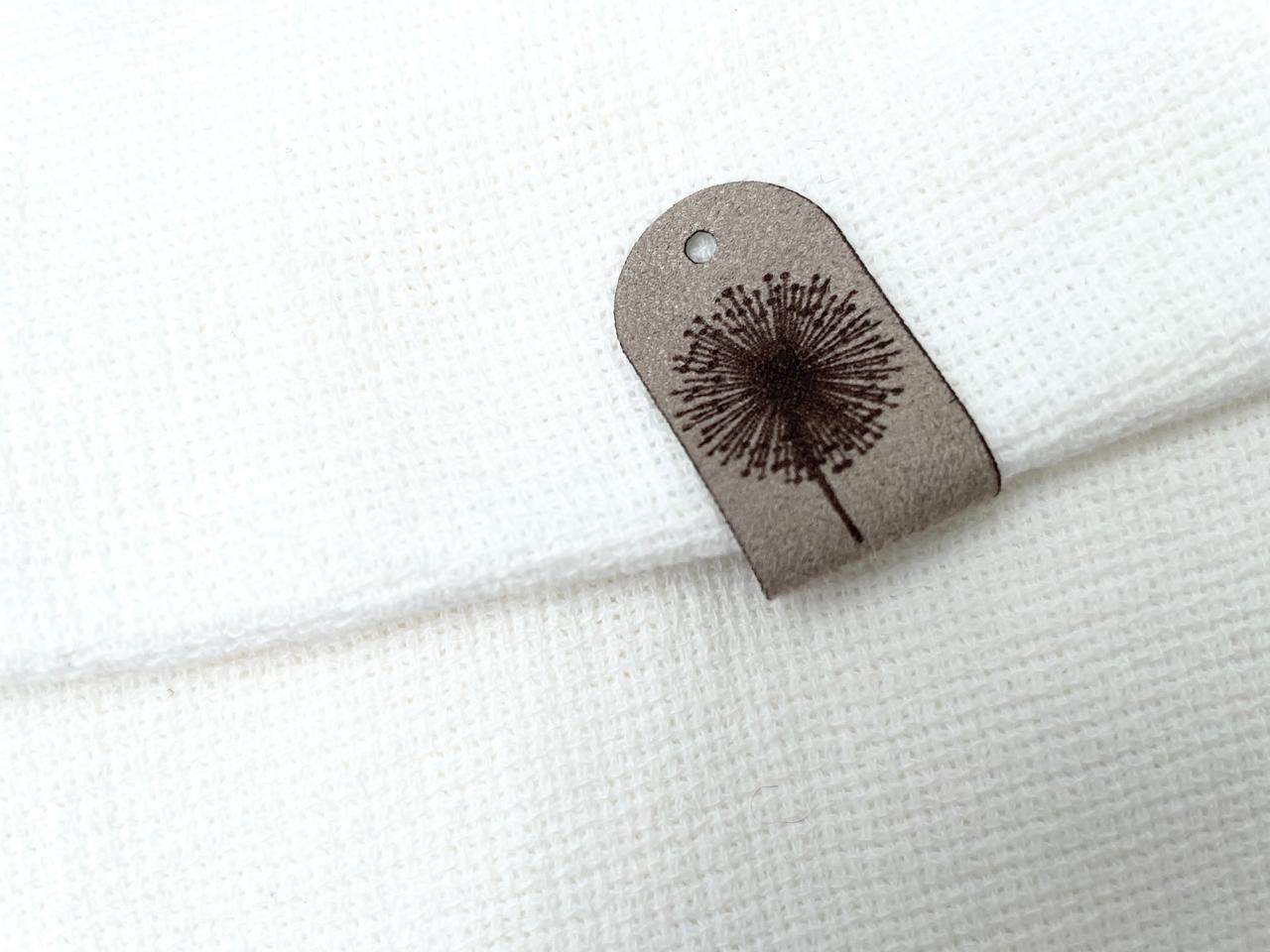 Kunstleder Label zum Knicken "Pusteblume" Natur