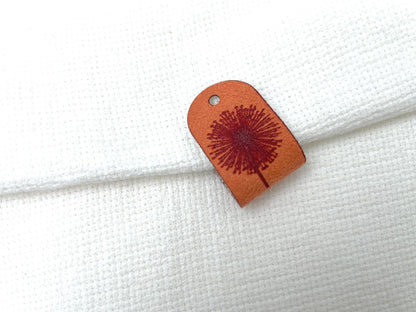 Kunstleder Label zum Knicken "Pusteblume" Orange