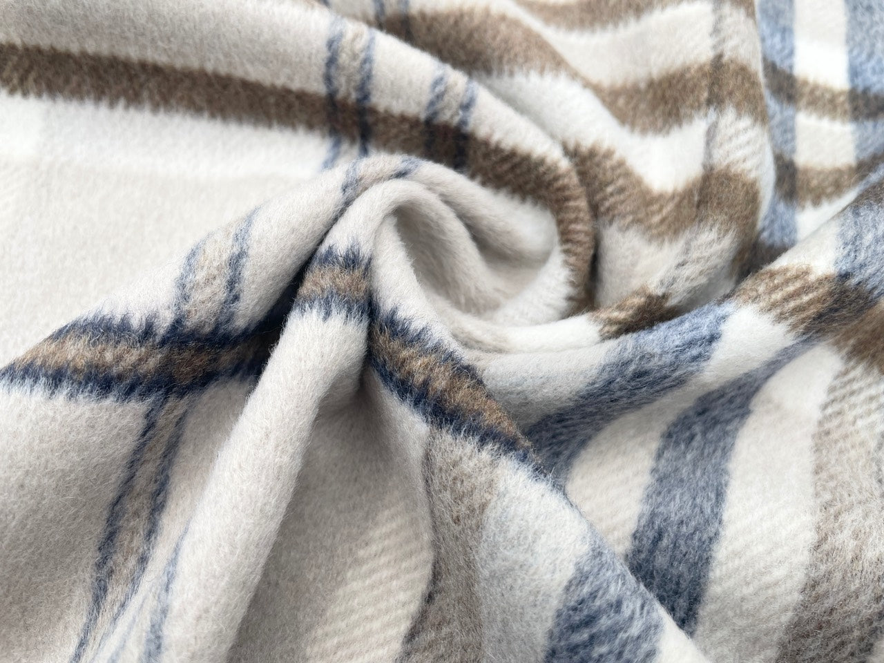 Mantel Wollstoff große Karos Beige