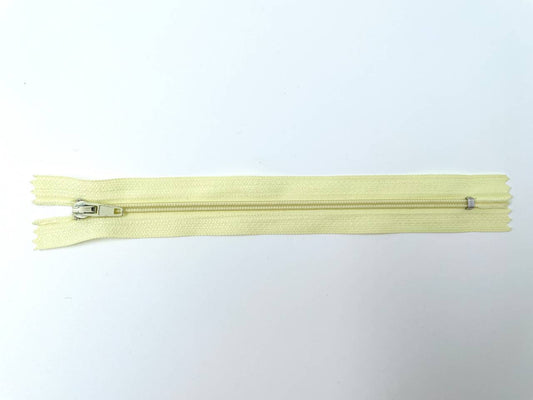 Reißverschluss 17cm Pastellgelb