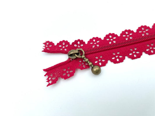 Reißverschluss mit Spitze 20cm Rot