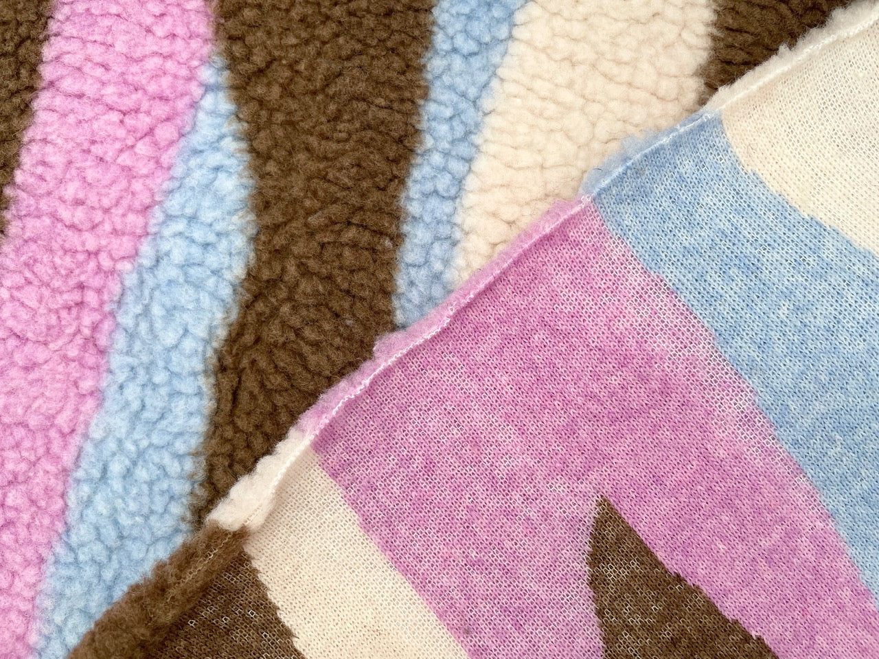 Teddy Stoff "Swirl" Multicolor