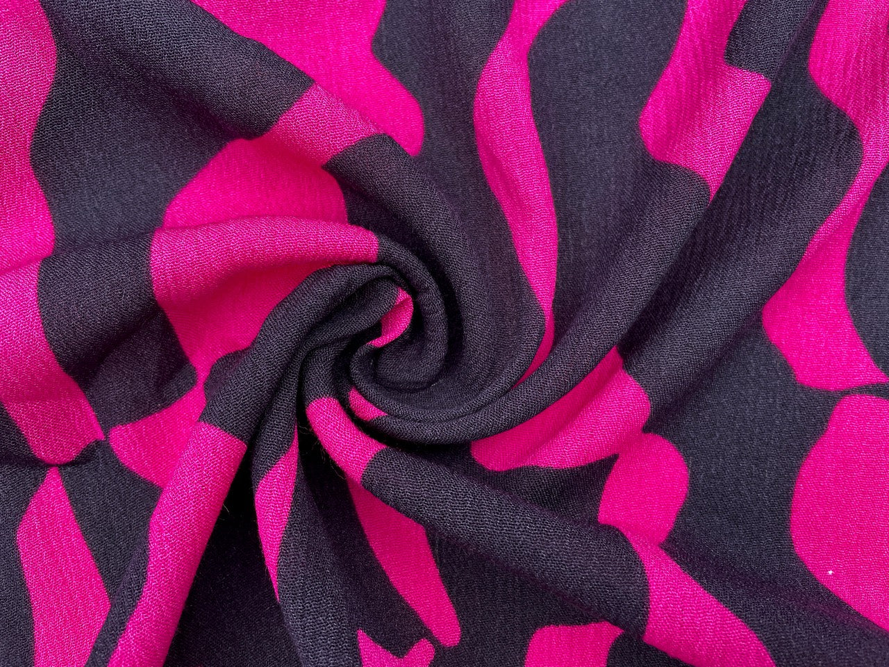 Viskose "Borken Crepe" Yoryu Pink / Marine