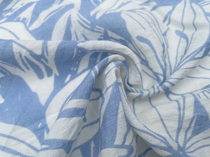 Viskose Twill "Große Blüten" Hellblau