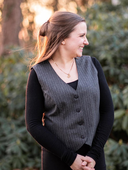 Wollstoff mit Nadelstreifen Garngefärbt Grau